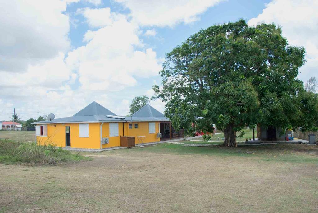 Villa Bienvenue Au Tropic Venucia Port-Louis Exterior foto